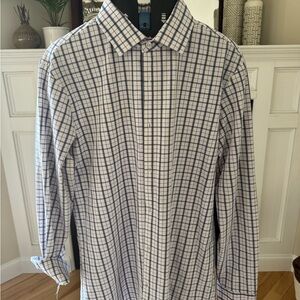 Mizzen+Main Navy and White Plaid Shirt